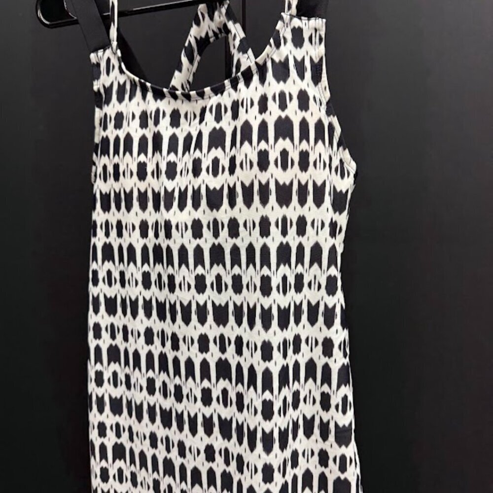 Athleta Mindelo Swim Dress - Picture 3 of 6